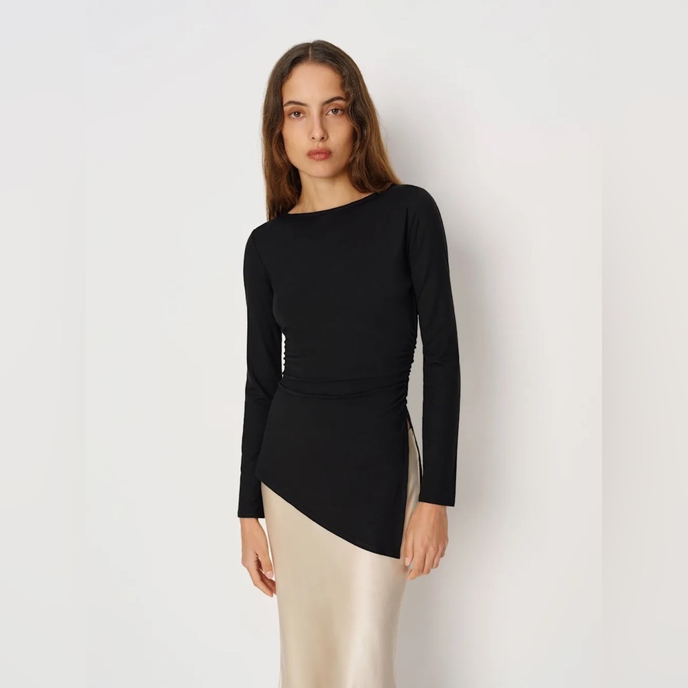 new reformation margot knit long sleeve side slit top in black